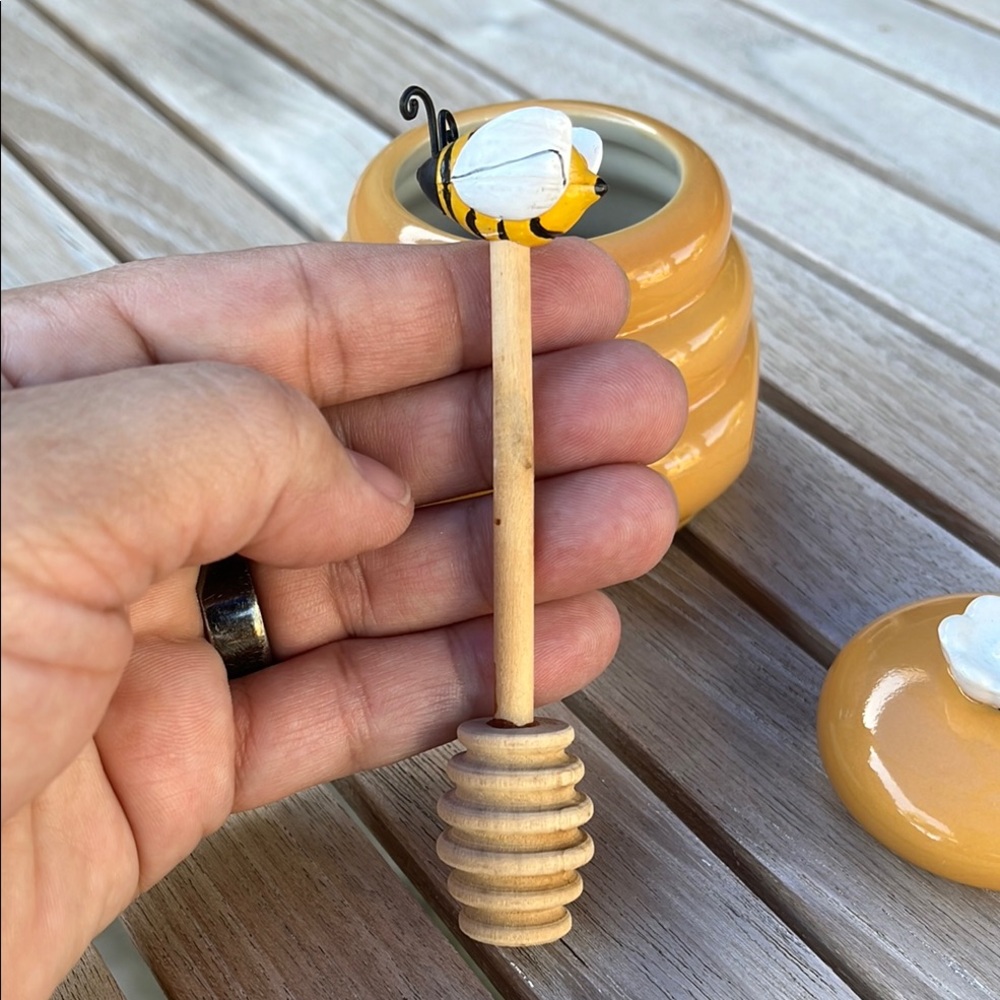 Honey Pot with Bee Dipper - Picture 12 of 16